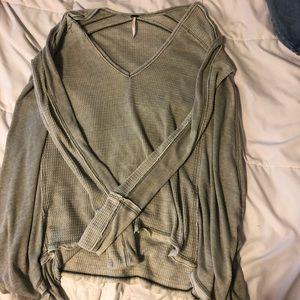 soft light green/grey long sleeve flowy top